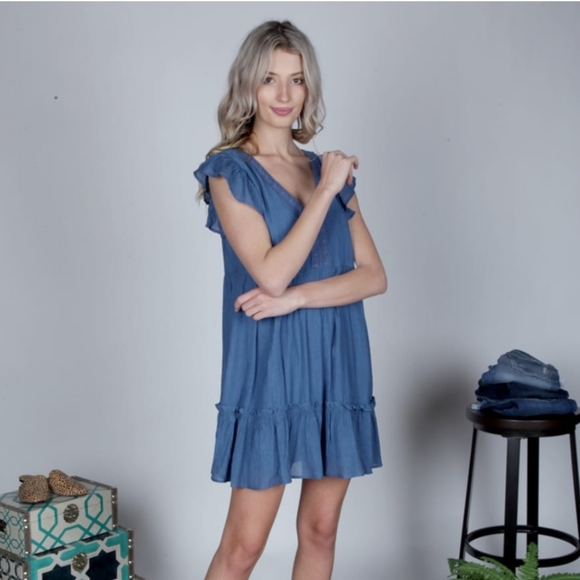 Textured babydoll dress - Picture 3 of 3